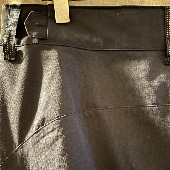 On Running Explorer Pants - Picture 2 of 8